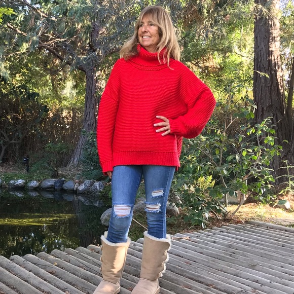 Red Extra Thick & Chunky Knit Turtleneck Sweater - Picture 7 of 8